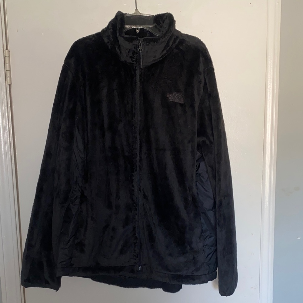 The North Face Woman's Plush Black Jacket